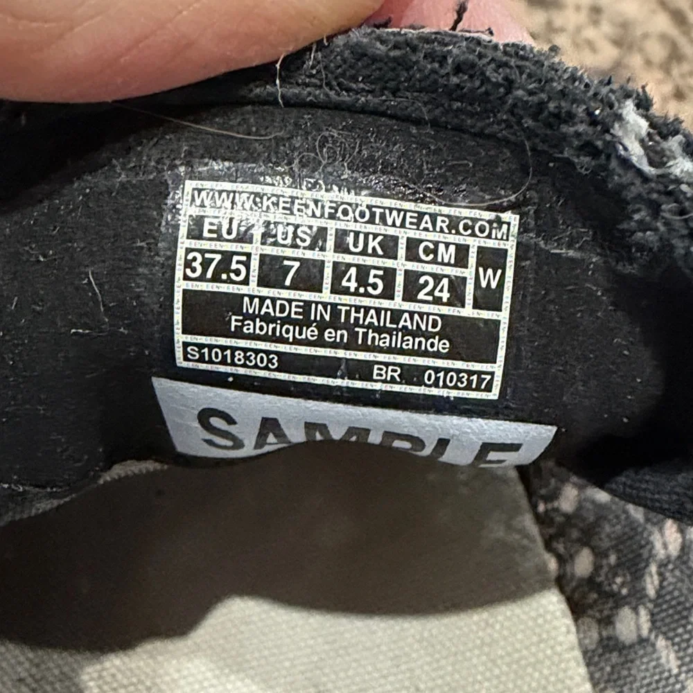 Keen stylish sneakers